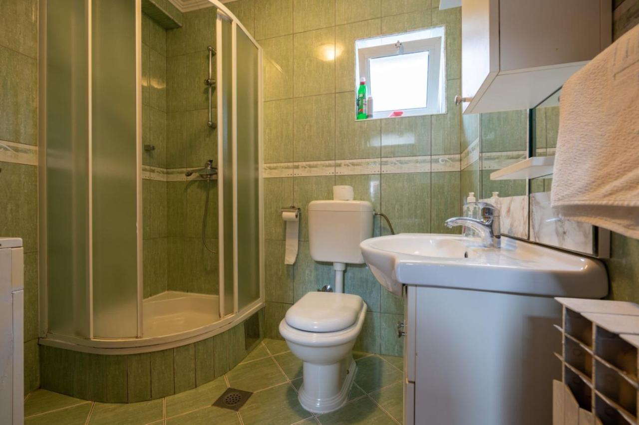 Apartments And Rooms Lotus نيوم المظهر الخارجي الصورة