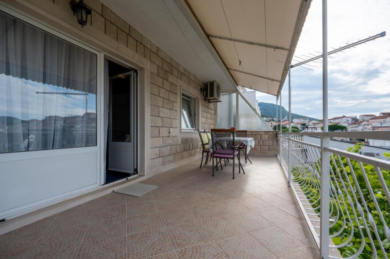 Apartments And Rooms Lotus نيوم المظهر الخارجي الصورة