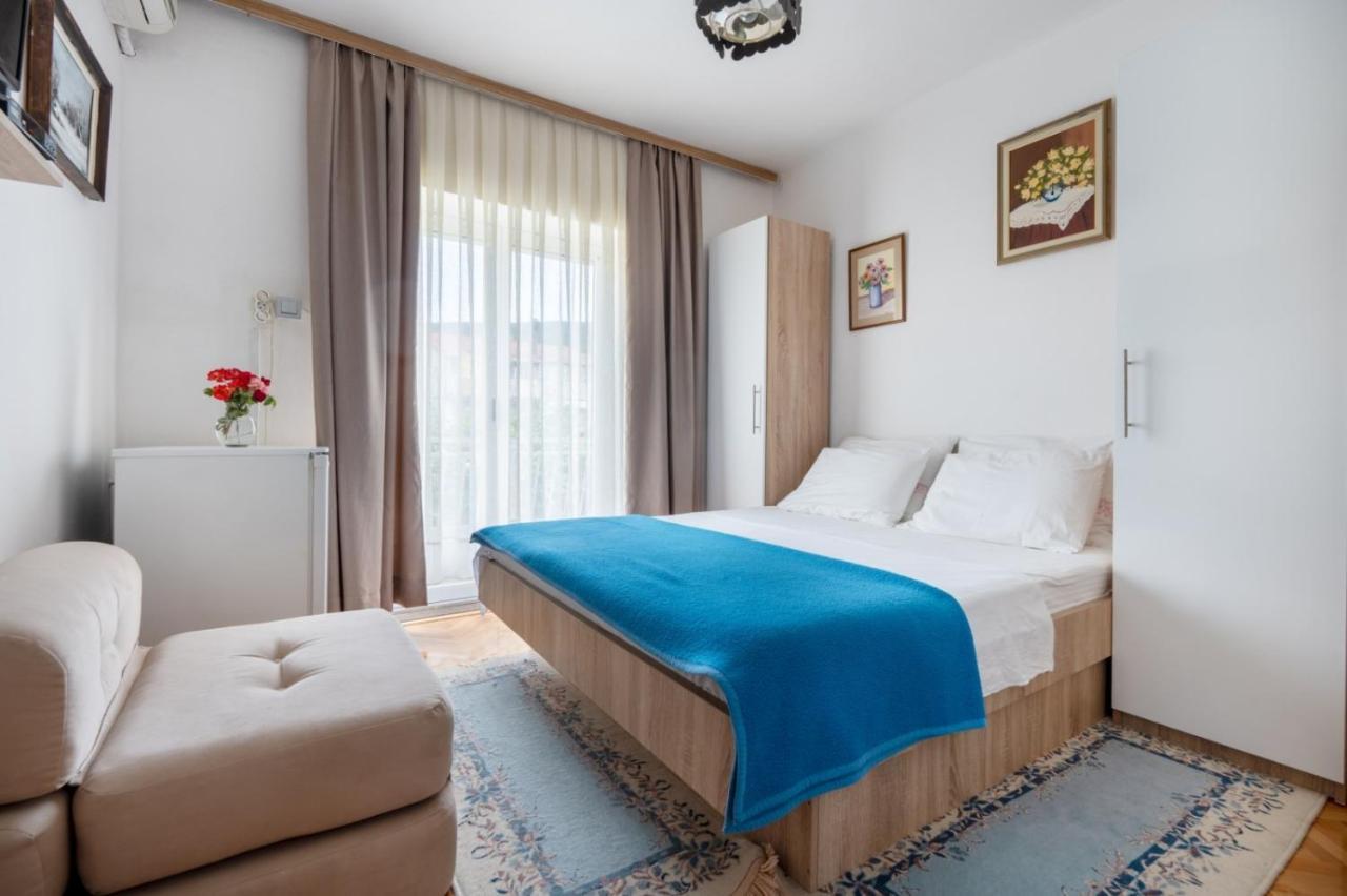 Apartments And Rooms Lotus نيوم المظهر الخارجي الصورة