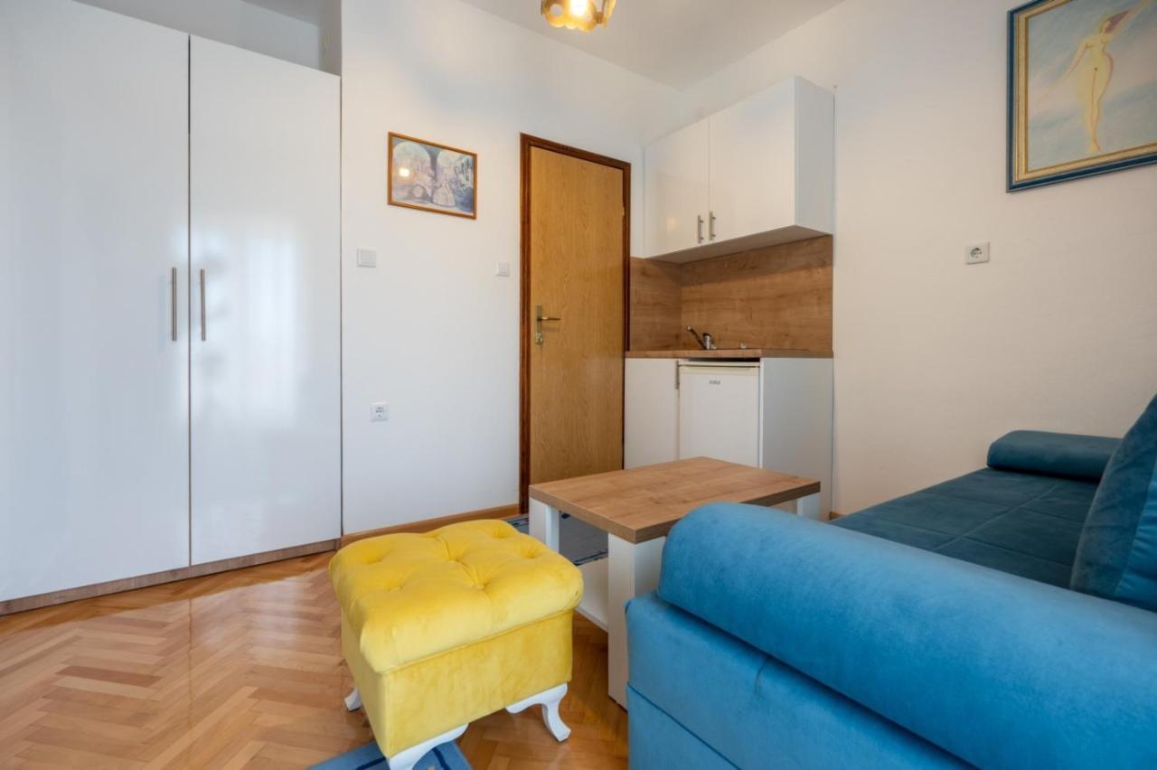 Apartments And Rooms Lotus نيوم المظهر الخارجي الصورة